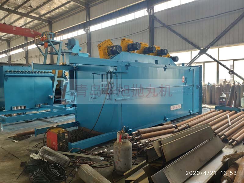 Q3710吊鉤式拋丸機清理室